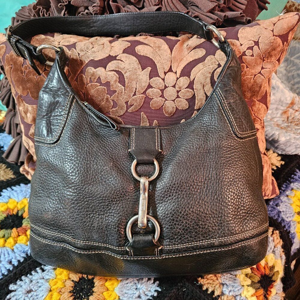 2009 Coach Y2K Large Hamptons CLip Shoulder Bag Purse in Pebbled Leather